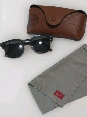 Ray-Ban RB3016 Clubmaster 1367/81 Grey on Black 51mm Sunglasses 3N Classic VTG